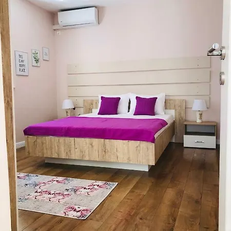 Apartment Lejla *