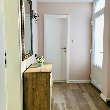 Apartment Lejla
